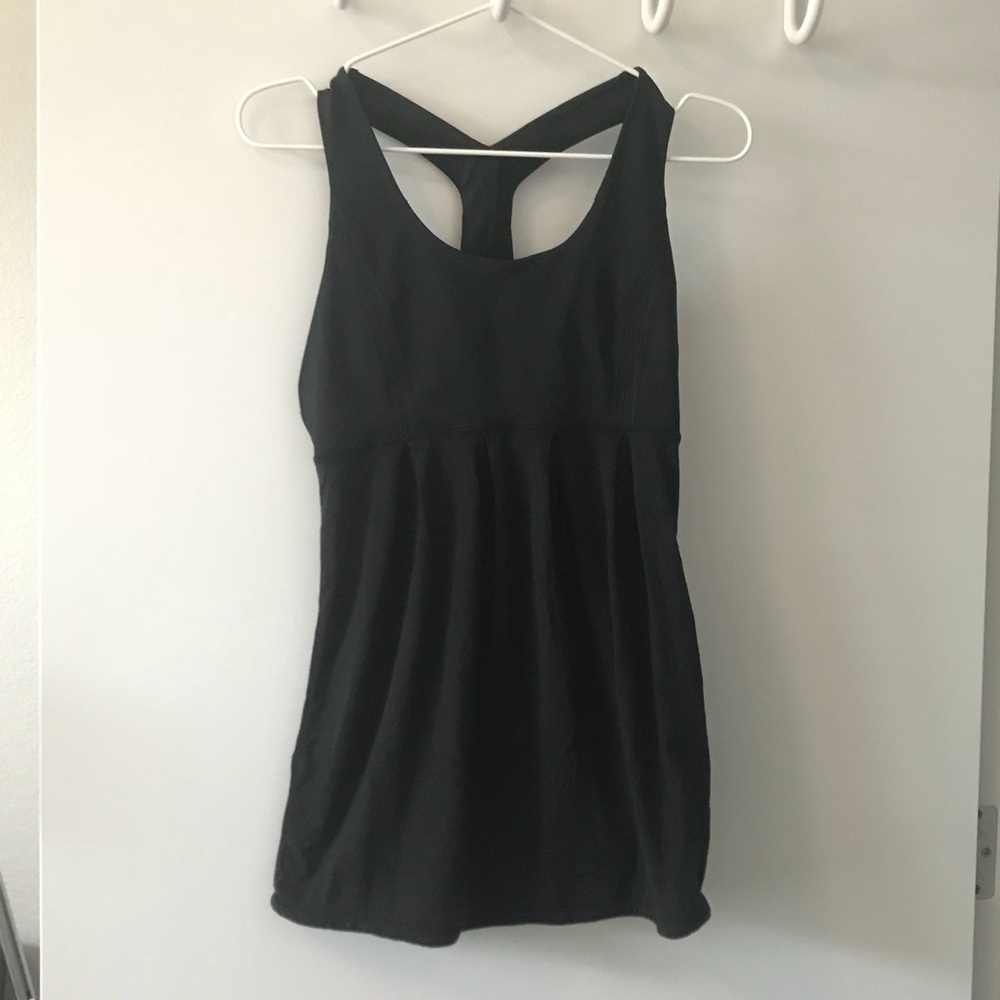 Lululemon Power Dance Tank // sz 6 // euc
